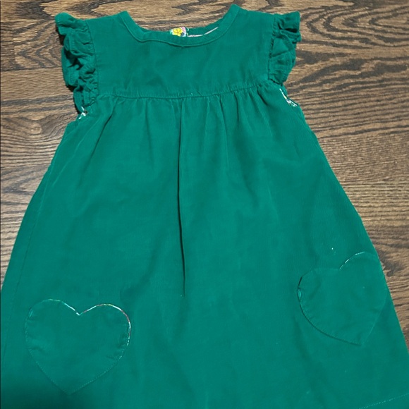 Mini Boden Green Corduroy Dress with Heart Shaped Pockets EUC 2T-3T - Picture 4 of 8